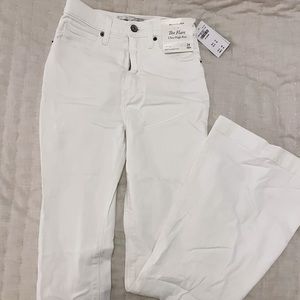Abercrombie White Flare Jeans 00